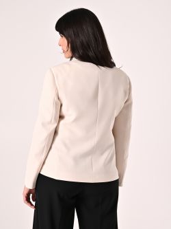 Curvy-Jacke in Weiß det_3