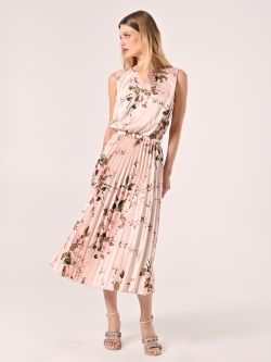 Floral-Print Midi Dress in_i7