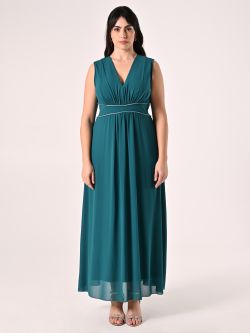 Vestido largo curvy verde realeza con ribete de pedrería det_1