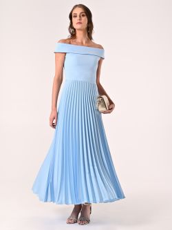 Schulterfreies Kleid in Hellblau mit plissiertem Rock sp_e1