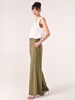 Pantalón amplio de modal verde militar in_i7