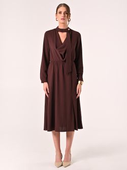Robe midi couleur chocolat effet gaufrée det_1