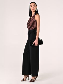 Pantalón efecto gofrado negro con nudo sp_e1