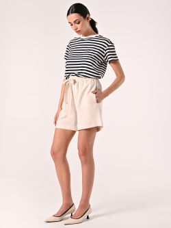 Shorts aus Viskose in hellem Beige in_i7
