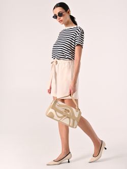 Shorts aus Viskose in hellem Beige sp_e1
