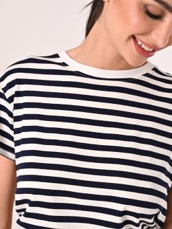 Camiseta de rayas marineras blancas y azules in_i5