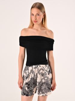 Schulterfreies Top in Schwarz in_i7