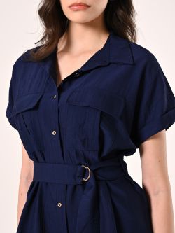 Bluse in Blau mit geprägter Optik in_i5