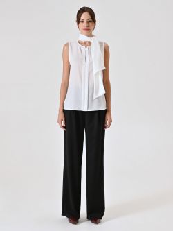 White Top with Bow and Sewn Pleats det_1