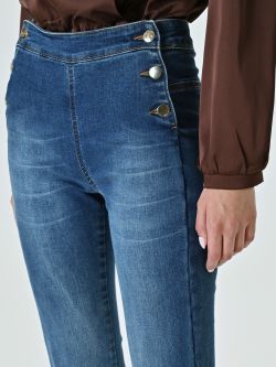  Schlagjeans mit flachen Knöpfen in_i5