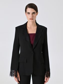 Chaqueta de cady negro con inserciones de encaje det_2