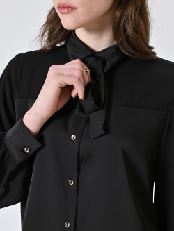 Camicia Nera con Fiocco Removibile in_i5