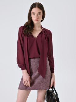Blusa burdeos con lazo y detalles dorados sp_e1
