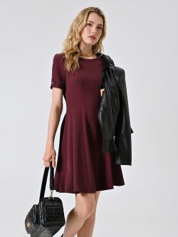 Kleid mit Tellerrock in Bordeaux aus Cady sp_e1