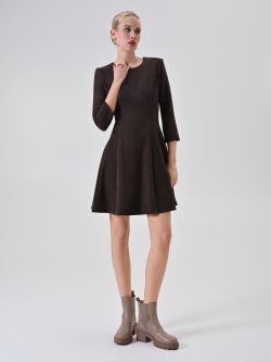 Robe patineuse en velours chocolat in_i7