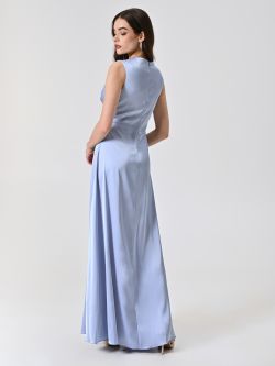 Langes Kleid in Hellblau mit genähten Falten det_3