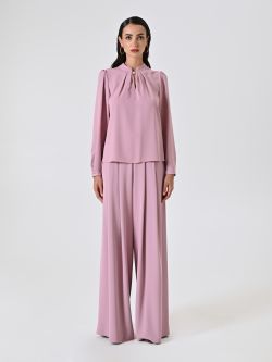 Bluse mit Schmuck-Detail det_1
