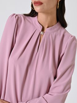 Bluse mit Schmuck-Detail in_i5