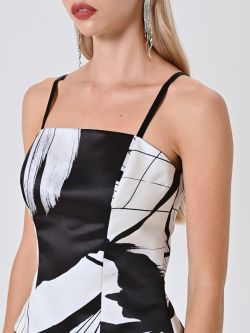 Bustier-Top mit Muster in Schwarz und Weiß in_i5