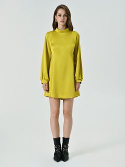 Vestido corto con espalda descubierta det_1