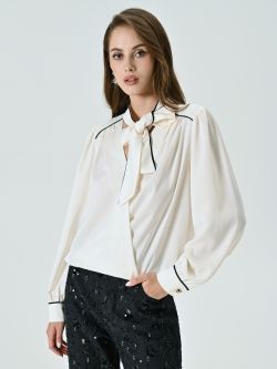 Blouse blanche avec liseré noir in_i7