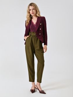 Karottenhose in Militärgrün sp_e1
