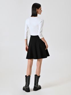 Zweifarbiges Kleid mit Tellerrock det_3