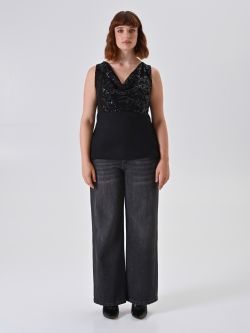 Curvy-Top mit Pailletten in Schwarz det_1