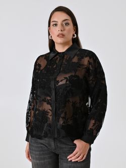 Black Curvy Shirt in Georgette Flower Embroidery in_i7
