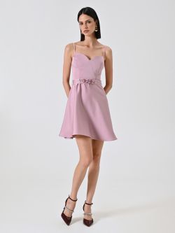 Kleid mit Tellerrock in Malve aus Satin in_i7