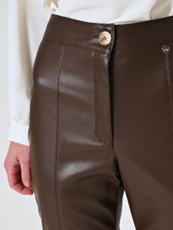Hose in Braun aus Kunstleder in_i5