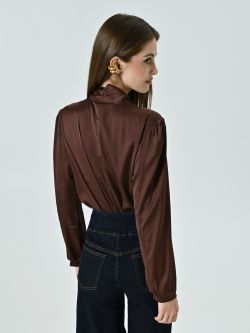 Body-Bluse mit Schleife in Schokoladenbraun 3 Rinascimento Body-Bluse mit Schleife in Schokoladenbraun det_3