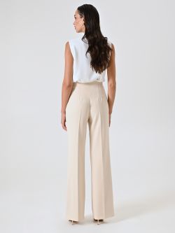 Ausgestellte Hose aus technischem Gewebe in dunklem Beige det_3