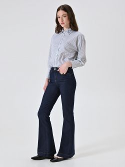 Jeans Flared Lavaggio Uniforme in_i7