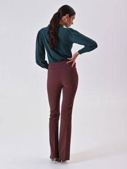 Pantalon évasé marron chocolat en tissu technique det_3