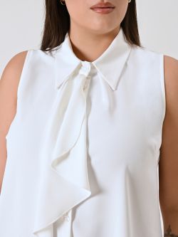 Top curvy blanco con volantes in_i5