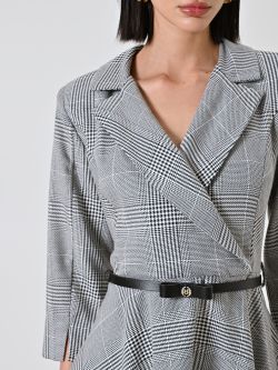 Kleid mit Hahnentrittmuster in_i5
