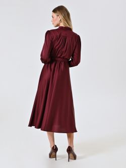 Robe bordeaux en satin det_3