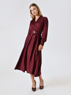 Robe bordeaux en satin in_i7