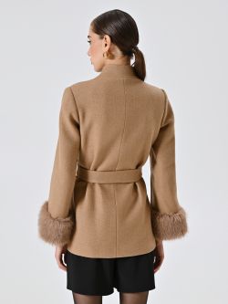 Cappotto Corto Cammello con Inserti effetto Pelliccia det_3