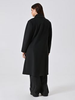 Cappotto Curvy Nero in Velour det_3