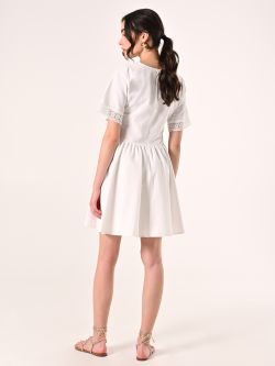 Vestido blanco con detalles en croché det_3