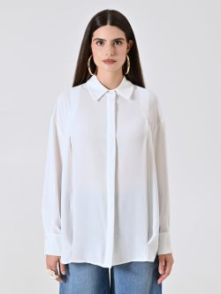 Camisa blanca con botones revestidos det_2