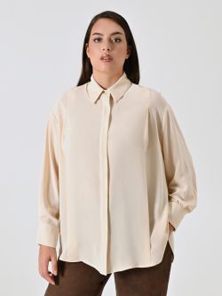 Curvy White Shirt in_i7