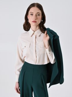 White Shirt with Utility Pockets sp_e1