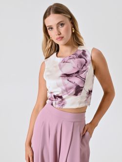 Top mit Blumenmuster in_i7