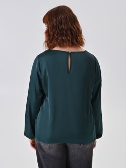 Blusa Curvy in Raso Verde det_3