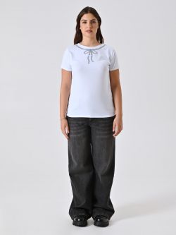  Curvy T-Shirt with Rhinestone Bow det_1