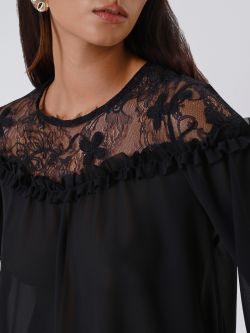 Blusa Nera con Carrè in Pizzo in_i5