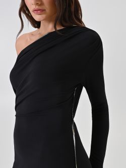 Vestido asimétrico negro con ribete metálico 3 Rinascimento Vestido asimétrico negro con ribete metálico in_i5